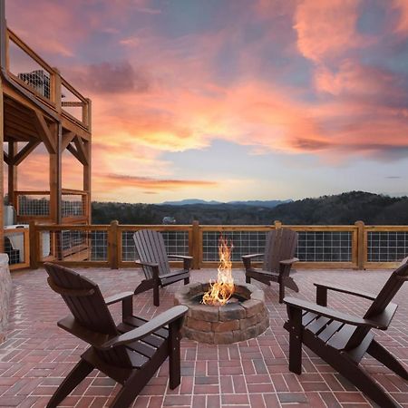 Splash Mountain Pool Hot Tub Theater Game Room Sevierville Exteriör bild