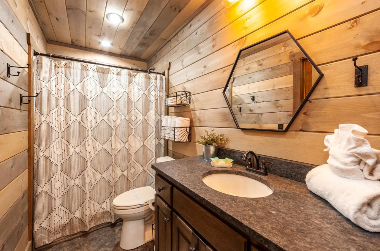 Splash Mountain Pool Hot Tub Theater Game Room Sevierville Exteriör bild