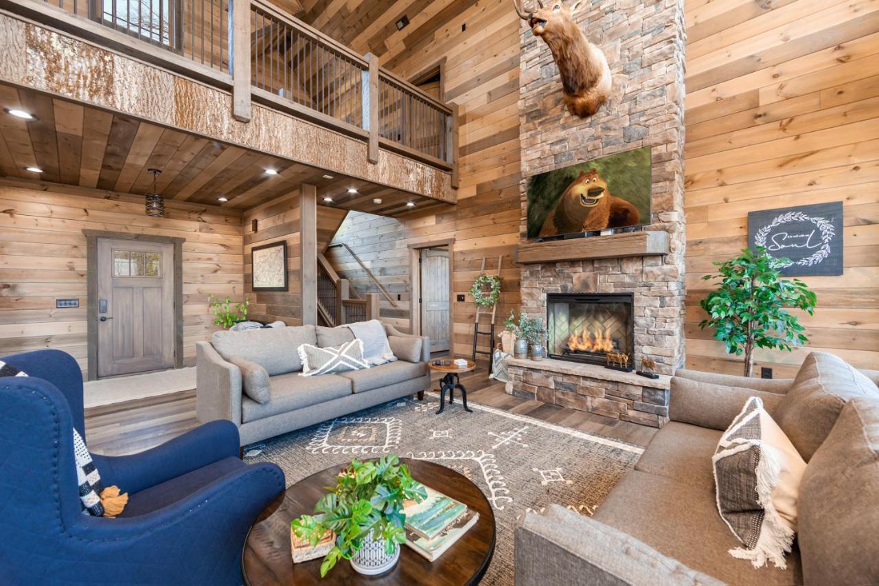 Splash Mountain Pool Hot Tub Theater Game Room Sevierville Exteriör bild