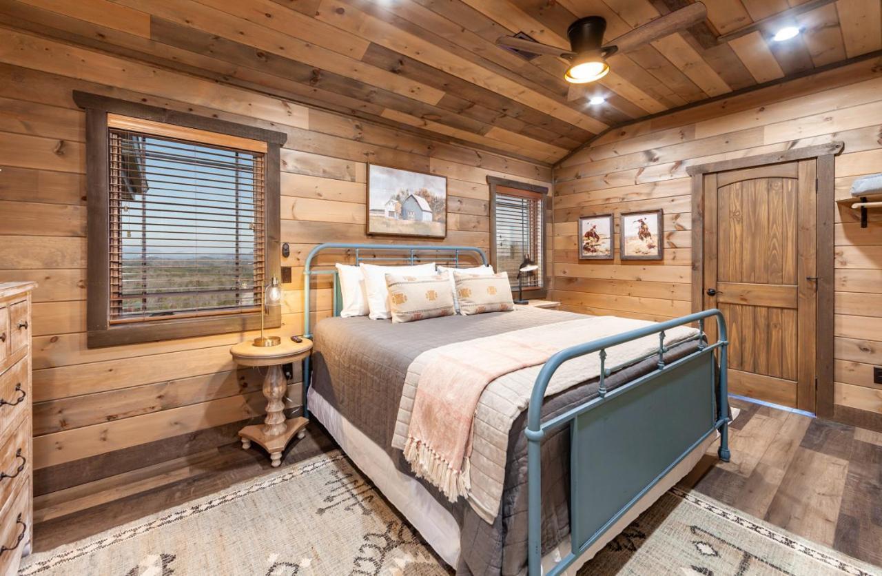 Splash Mountain Pool Hot Tub Theater Game Room Sevierville Exteriör bild