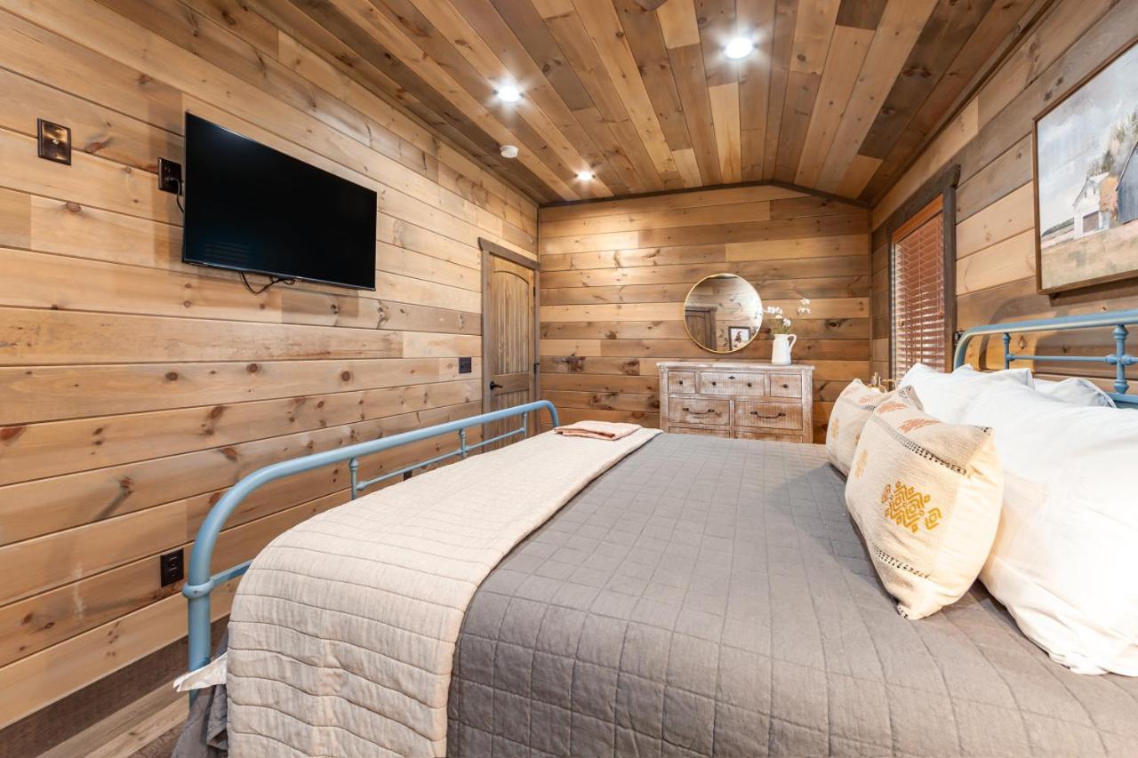 Splash Mountain Pool Hot Tub Theater Game Room Sevierville Exteriör bild