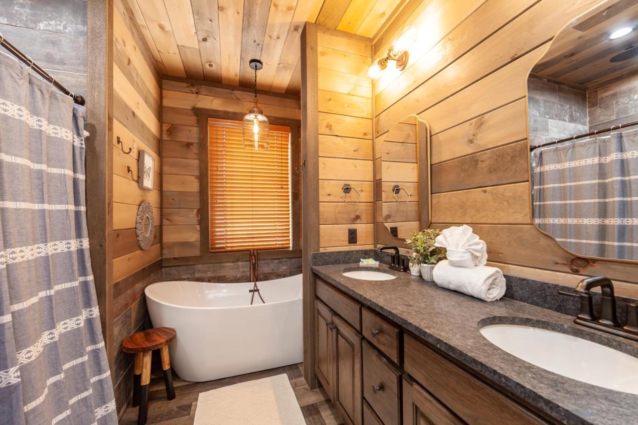 Splash Mountain Pool Hot Tub Theater Game Room Sevierville Exteriör bild