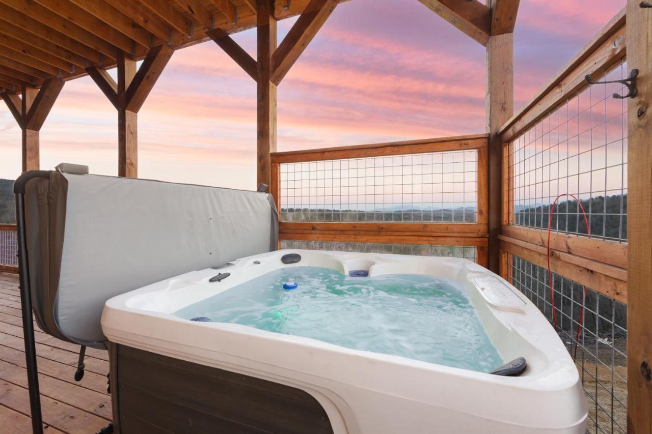 Splash Mountain Pool Hot Tub Theater Game Room Sevierville Exteriör bild